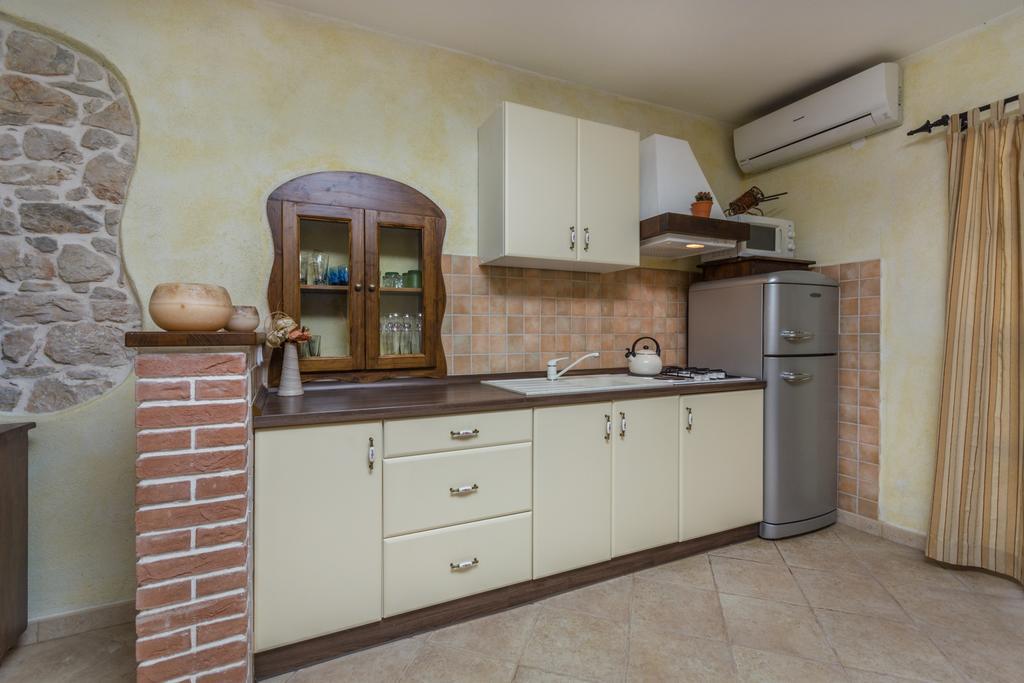 Apartment Velenik D&I Porec Exterior photo
